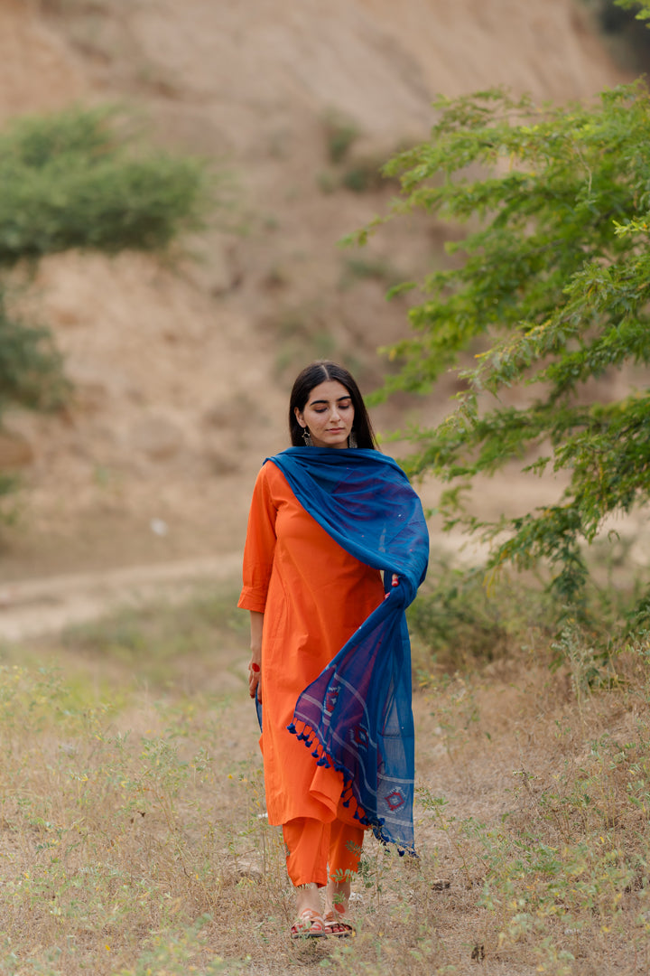 Orange Kurta Set with Blue Jaamdani Dupatta