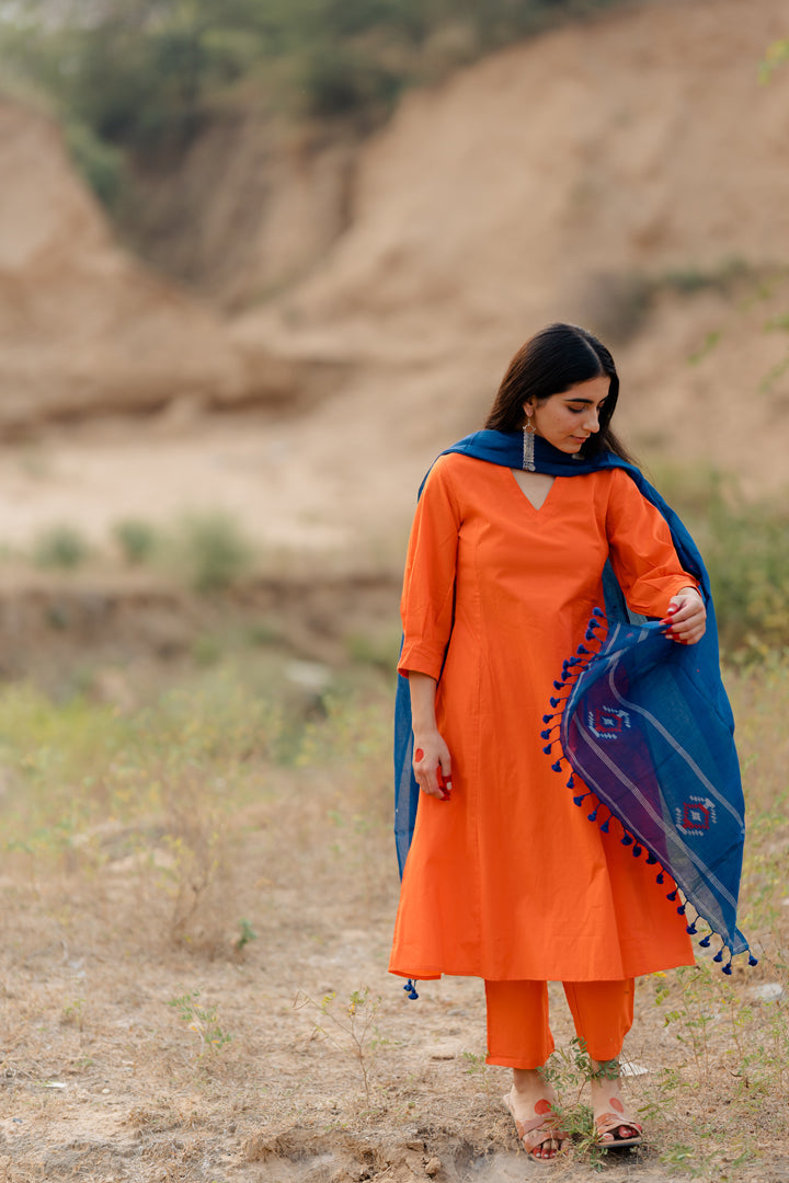 Orange Kurta Set with Blue Jaamdani Dupatta