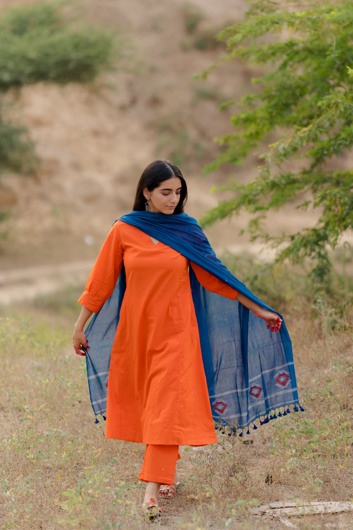Orange Kurta Set with Blue Jaamdani Dupatta