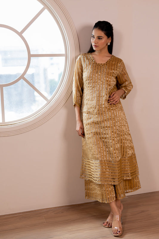 Praavi Striped Kurta Set