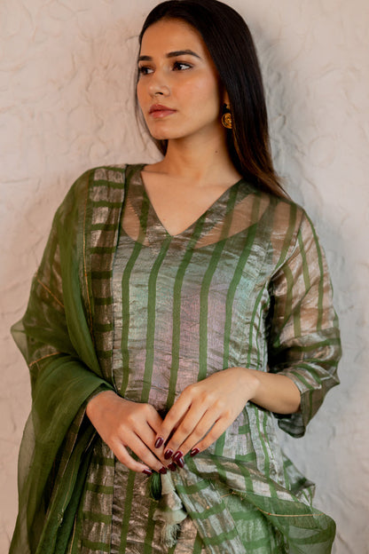 Dvanaa Kurta Set with Dupatta