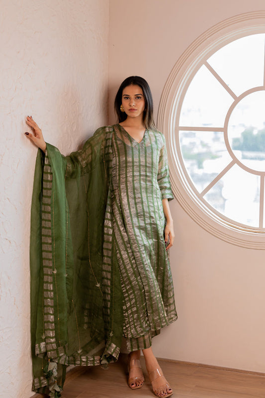 Dvanaa Kurta Set with Dupatta