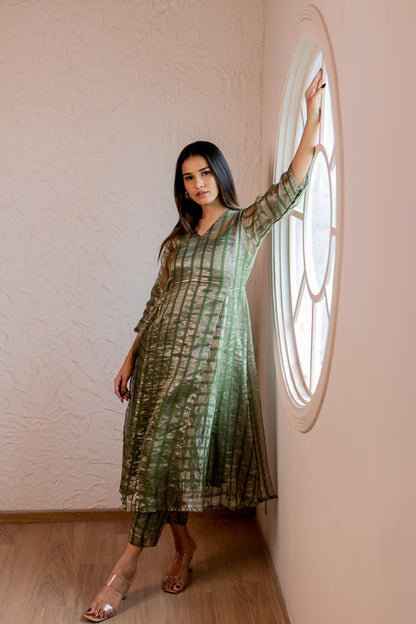 Dvanaa Kurta Set with Dupatta
