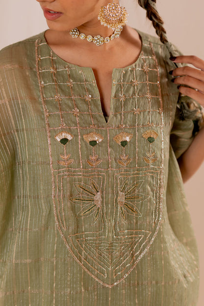 Kishmish Kurta Set