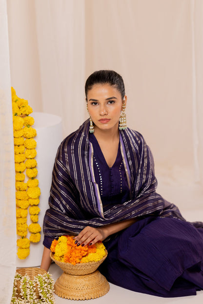 Amnaaya Kurta Set with Organza Dupatta