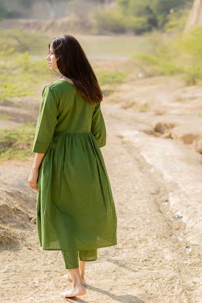 Forest Green Gathered Kurta Set with Jaamdani Dupatta