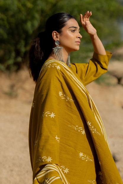 Henna Green Gathered Kurta Set