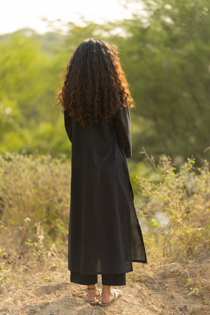 Kuro Kurta Set