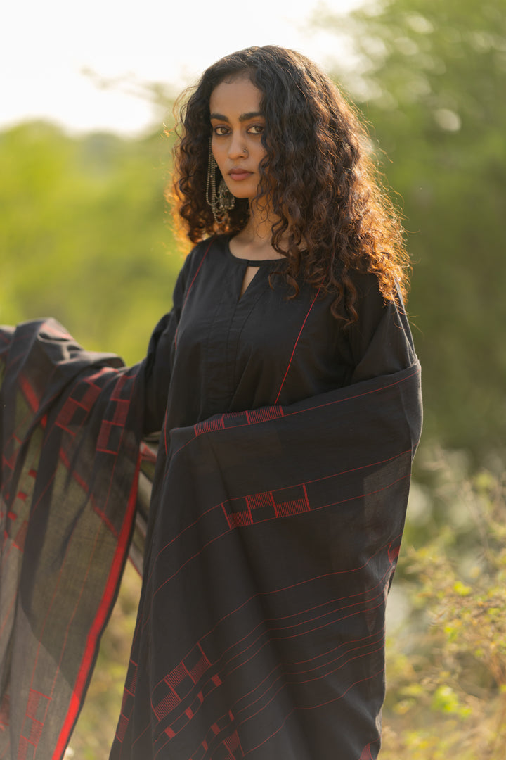 Kuro Kurta Set with Dupatta