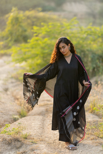 Raven Black Kurta Set