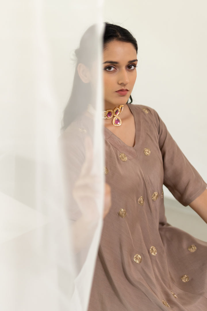 Vyangi Asymetric Kurta Set