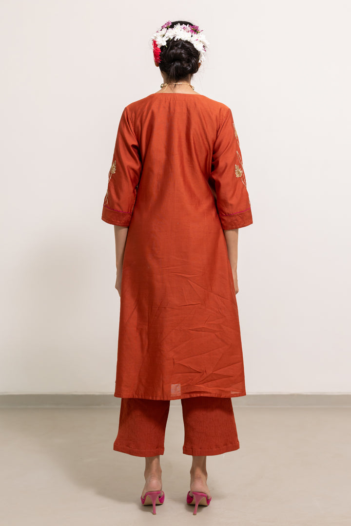 Rajasvi Embroidered Kurta Set