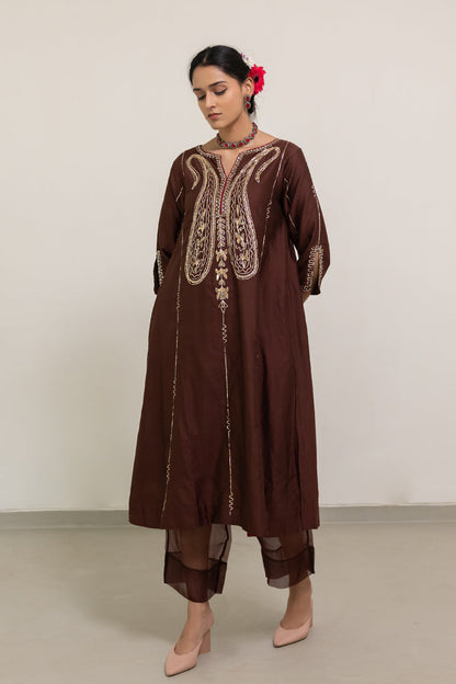 Dhaaraa Paisely Kurta Set with Dupatta