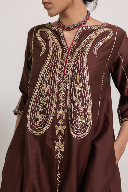 Dhaaraa Paisely Kurta Set with Dupatta