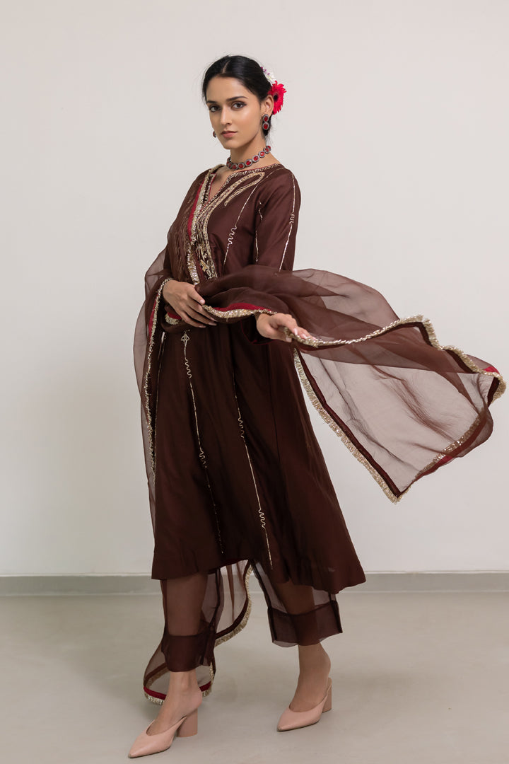Dhaaraa Paisely Kurta Set with Dupatta