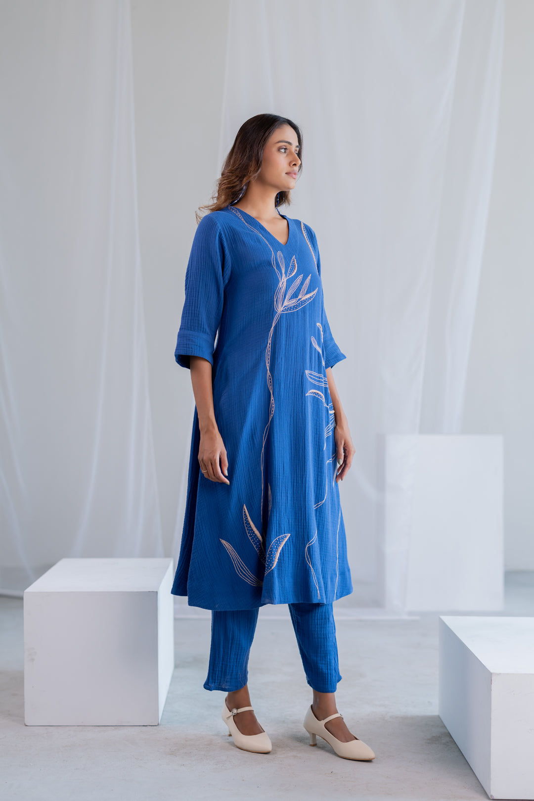 Cobalt Ecru Foliage Kurta Co-ord