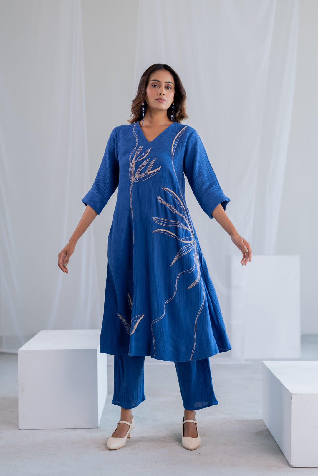 Cobalt Ecru Foliage Kurta