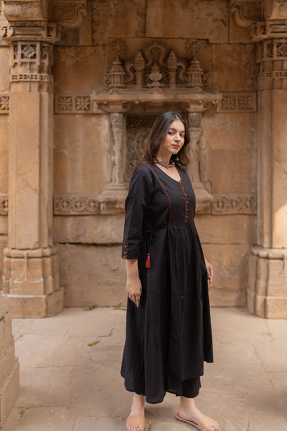 Rann Black Kurta Set