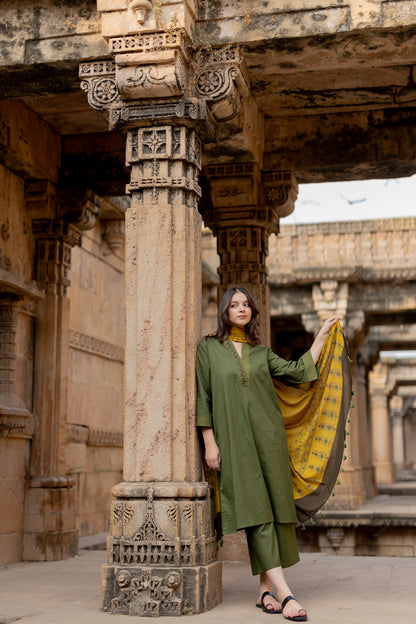 Kutch Green Kurta Set with Mustard Ajrakh Dupatta
