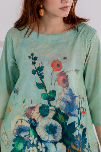 Still LIfe Vase Kurta