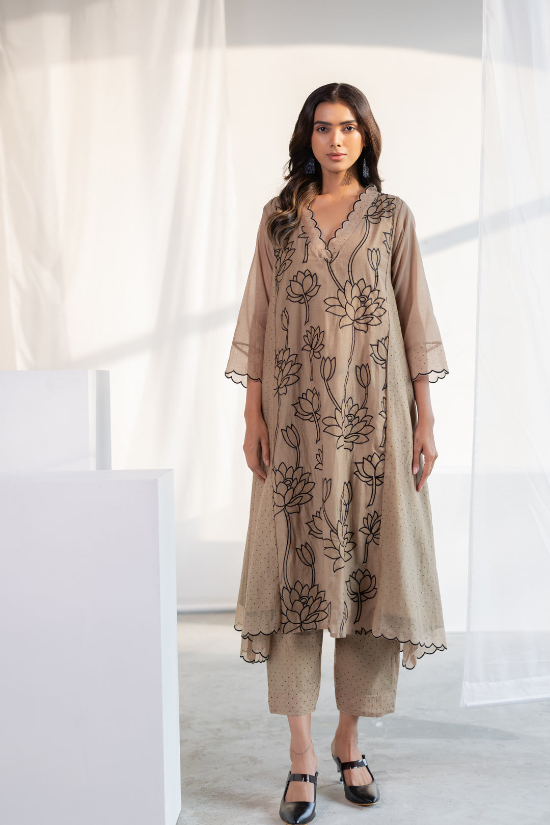 Lotus Bay Applique Kurta Set
