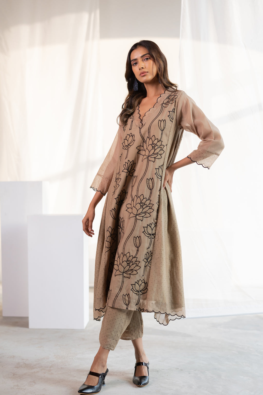 Lotus Bay Applique Kurta
