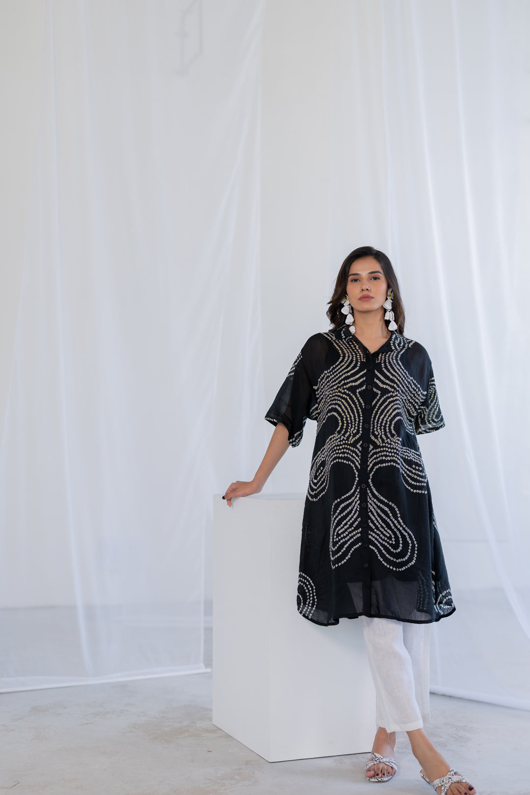 Ink Black Waves Tunic Set